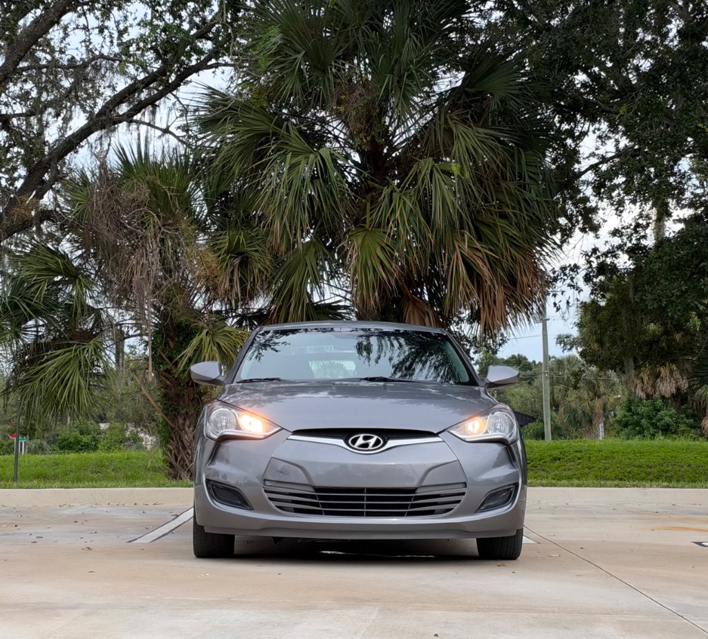 2016 Hyundai Veloster - $6,995