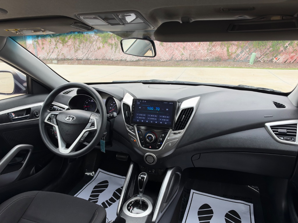 2016 Hyundai Veloster - $6,995