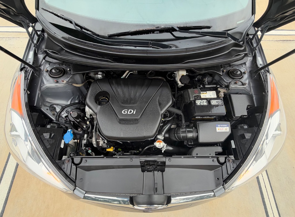 2016 Hyundai Veloster - $6,995
