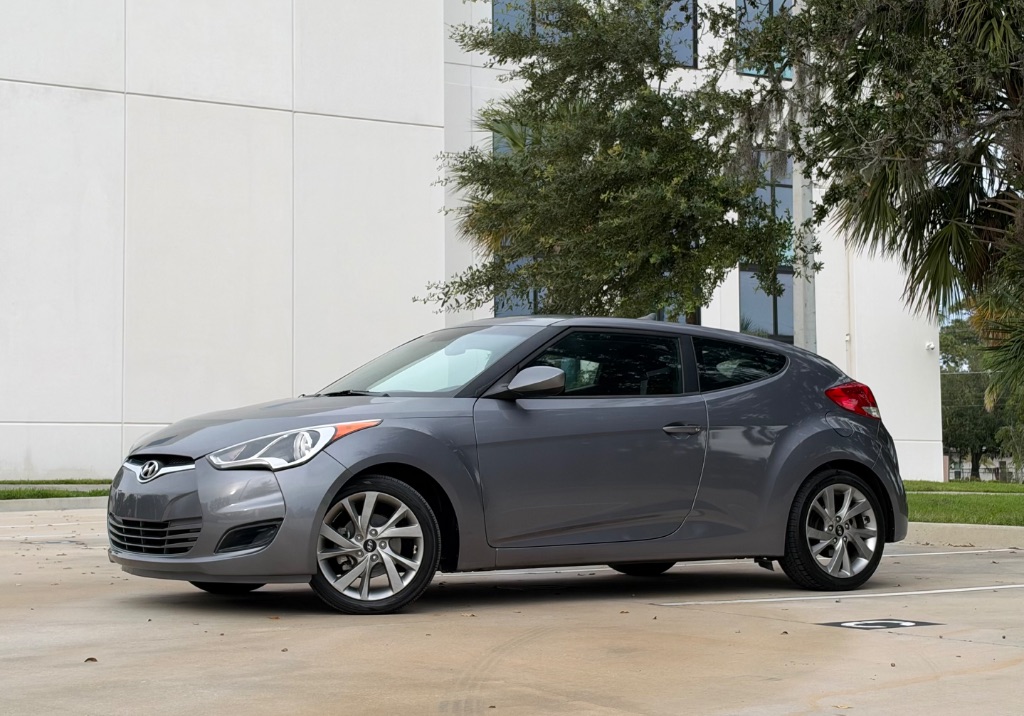 2016 Hyundai Veloster - $6,995