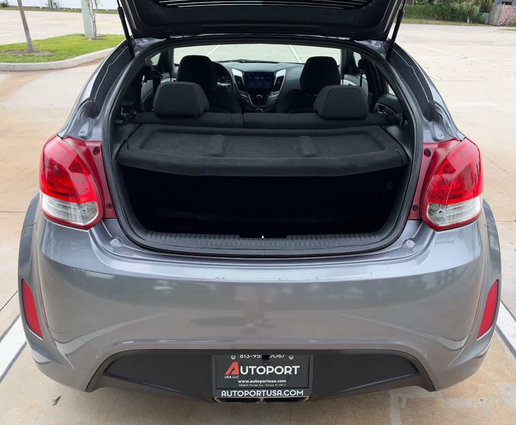 2016 Hyundai Veloster - $6,995