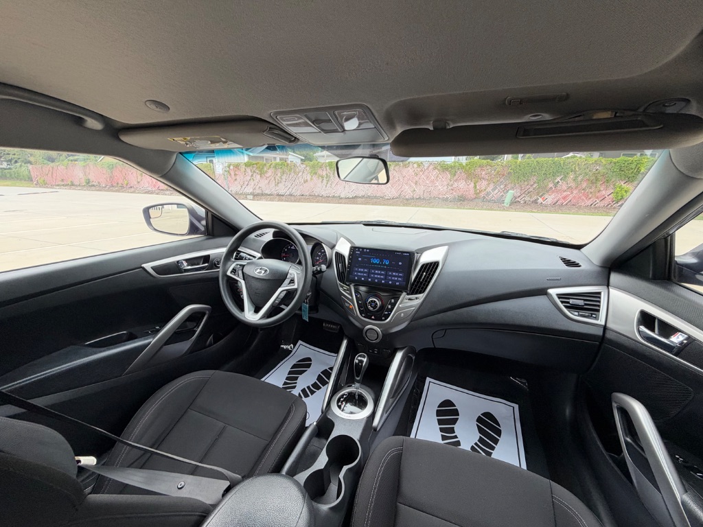 2016 Hyundai Veloster - $6,995