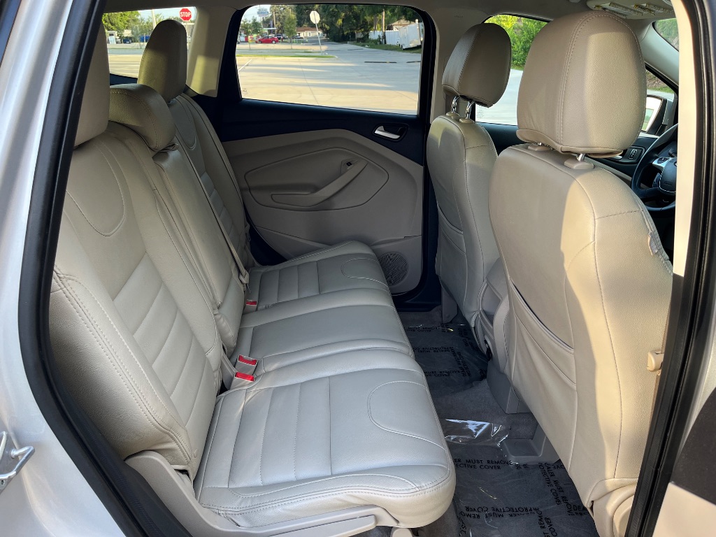 2016 Ford Escape SE photo