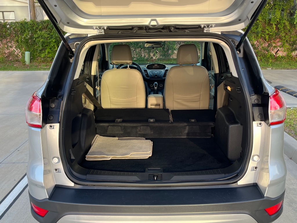 2016 Ford Escape SE photo
