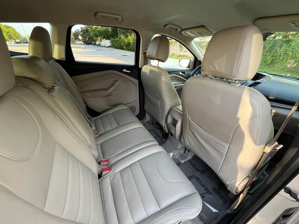 2016 Ford Escape SE photo