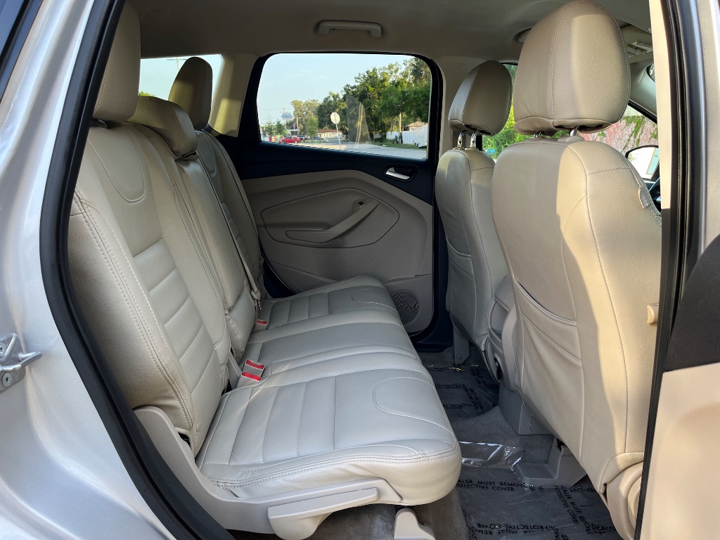2016 Ford Escape SE photo