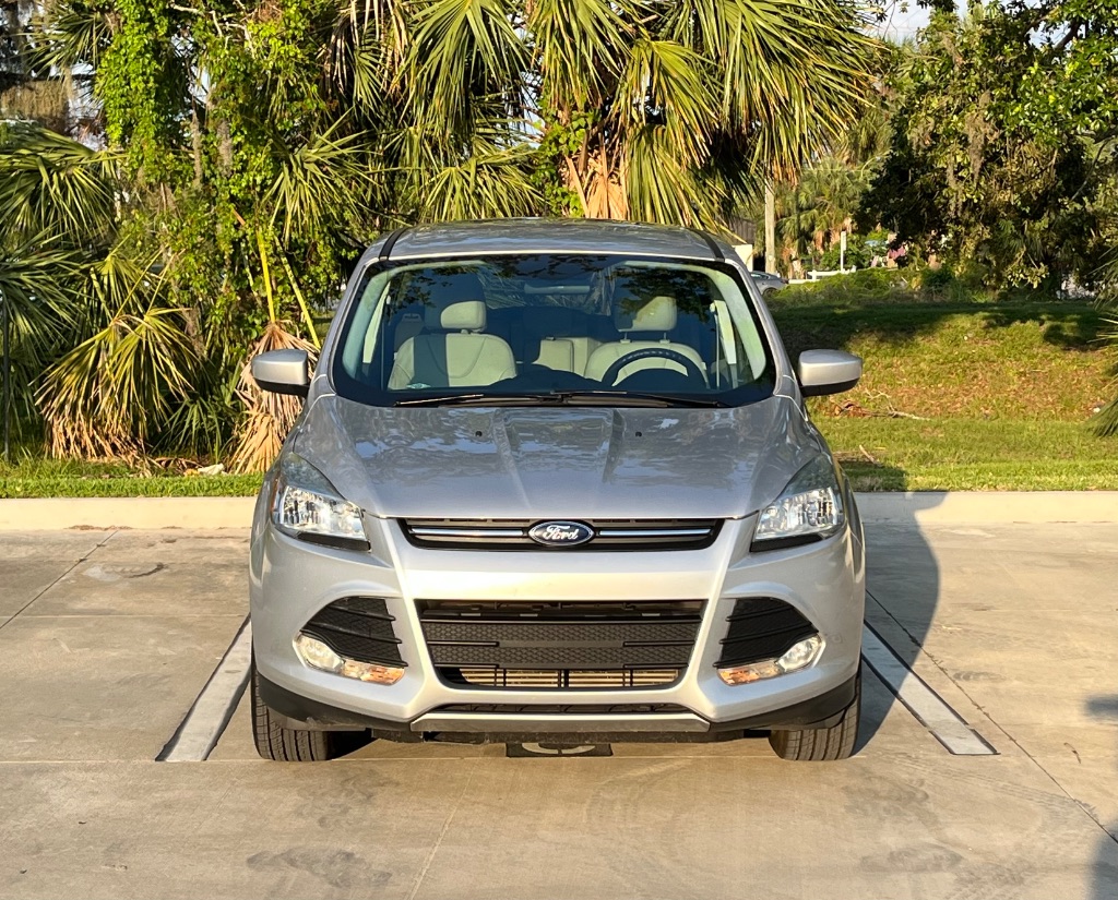 2016 Ford Escape SE photo