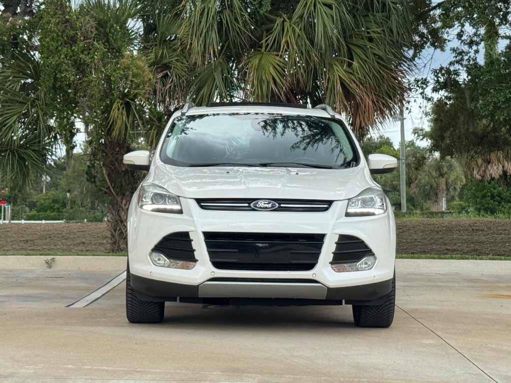 2016 Ford Escape - $8,395