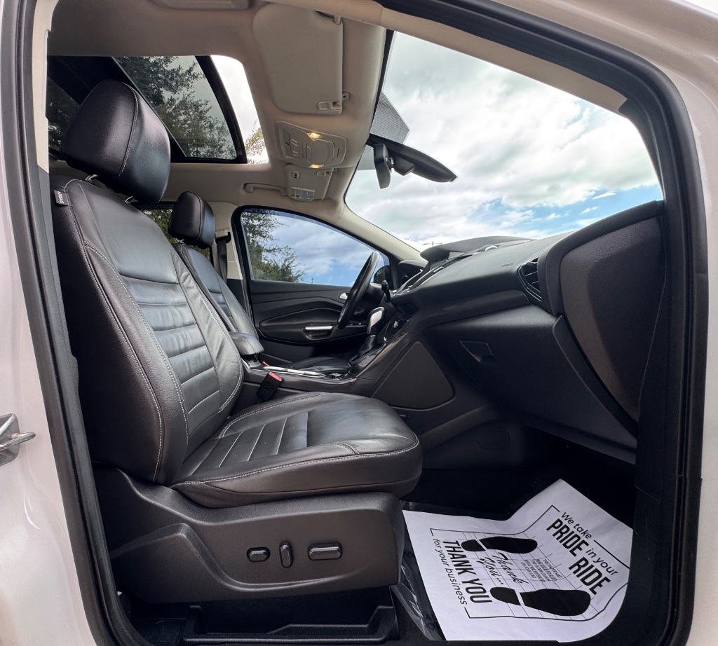 2016 Ford Escape - $8,395