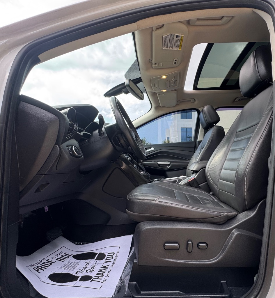 2016 Ford Escape - $8,395