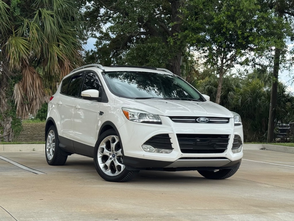 2016 Ford Escape - $8,395