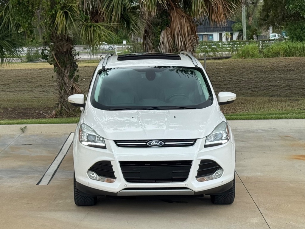 2016 Ford Escape - $8,395