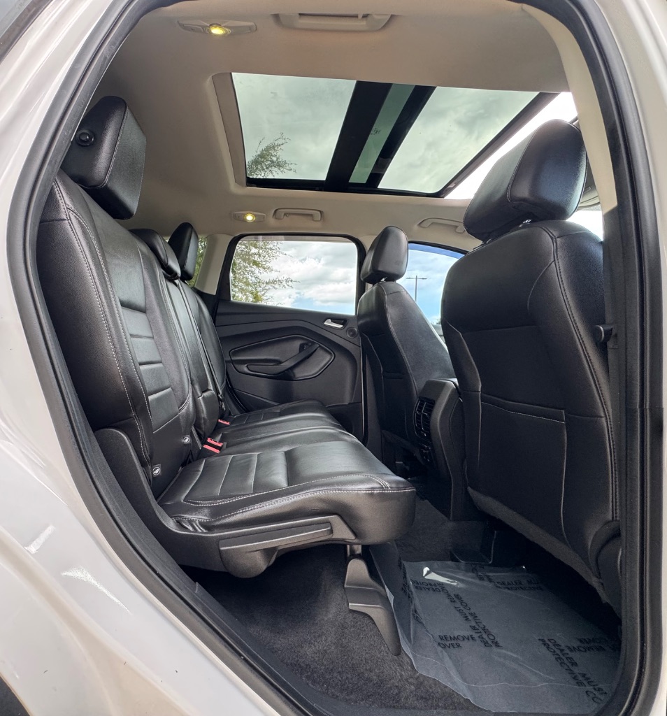 2016 Ford Escape - $8,395