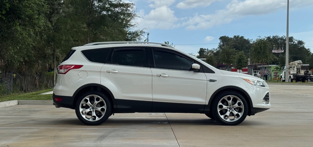 2016 Ford Escape - $8,395
