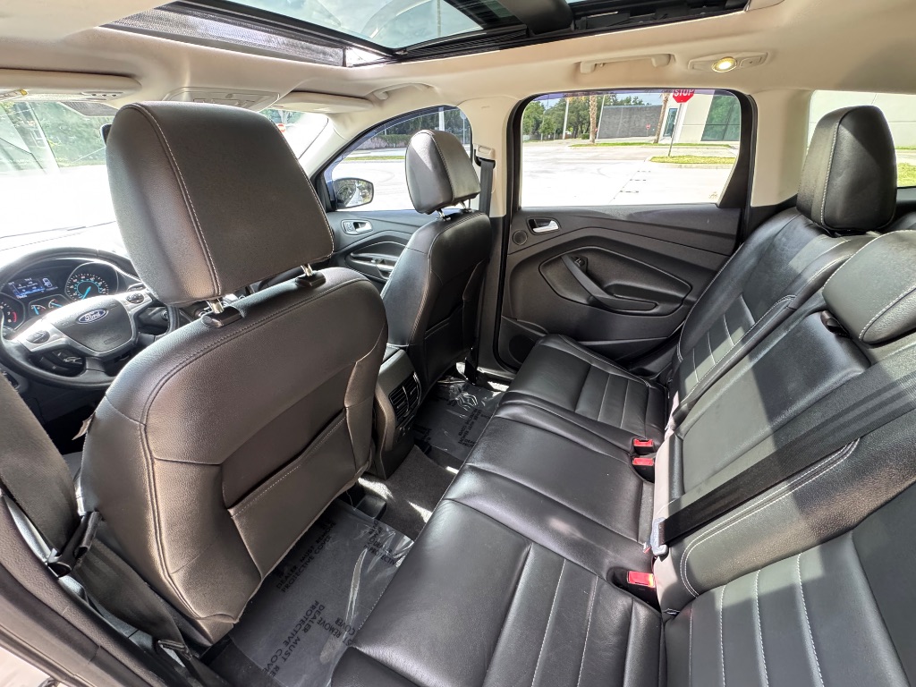 2016 Ford Escape - $8,395