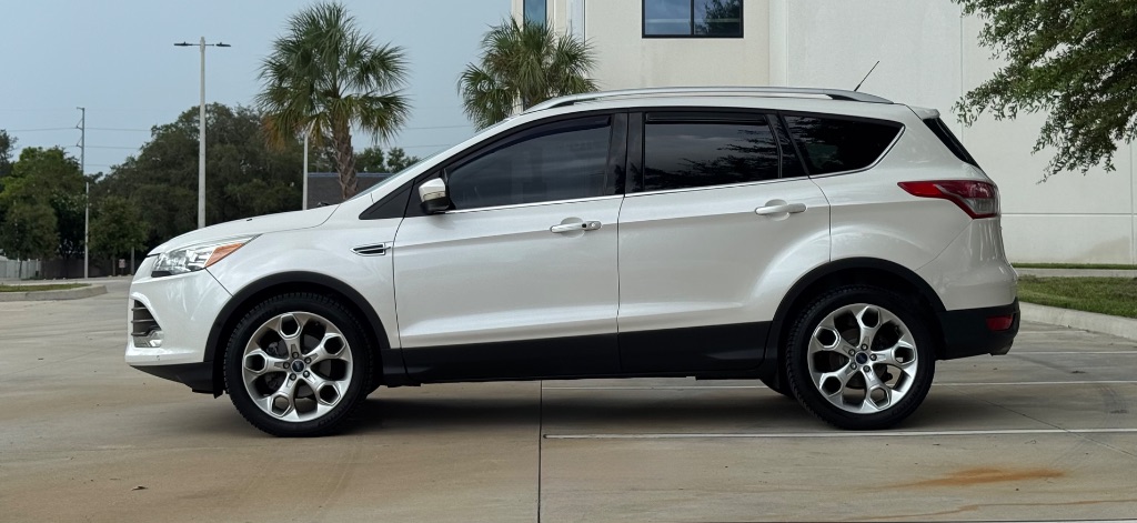 2016 Ford Escape - $8,395