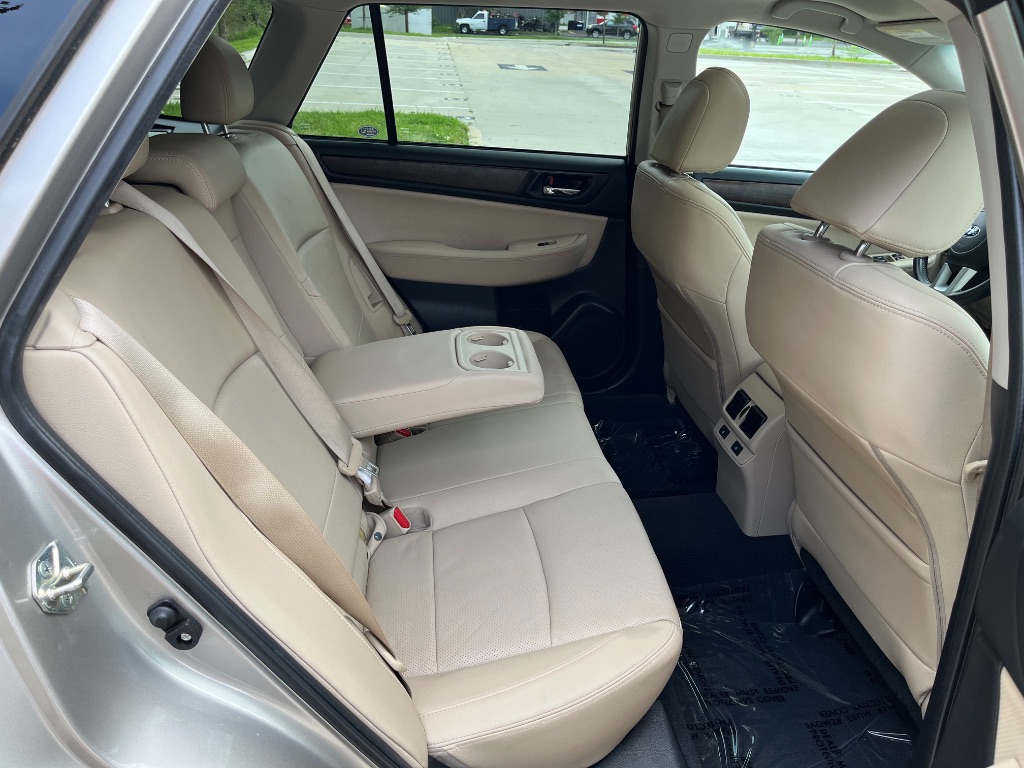 2017 Subaru Outback - $11,535
