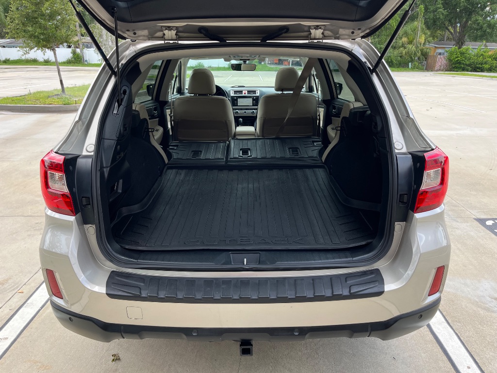 2017 Subaru Outback - $11,535