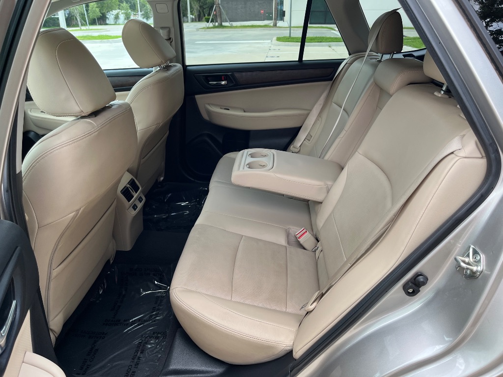 2017 Subaru Outback - $11,535