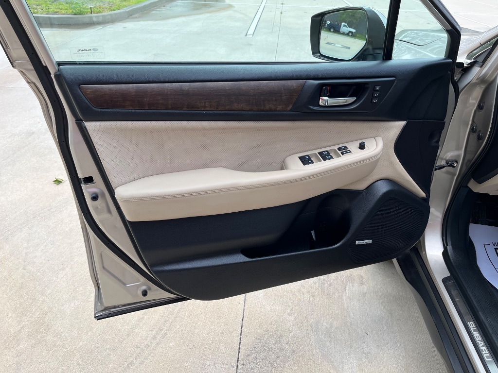 2017 Subaru Outback - $11,535