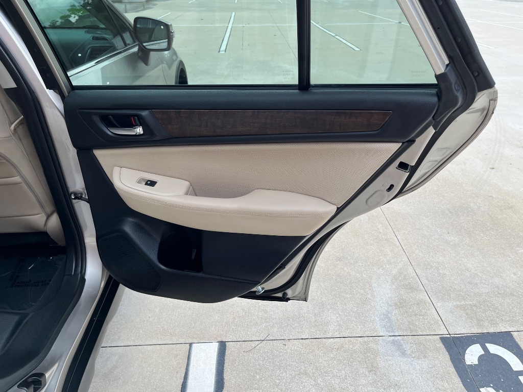 2017 Subaru Outback - $11,535
