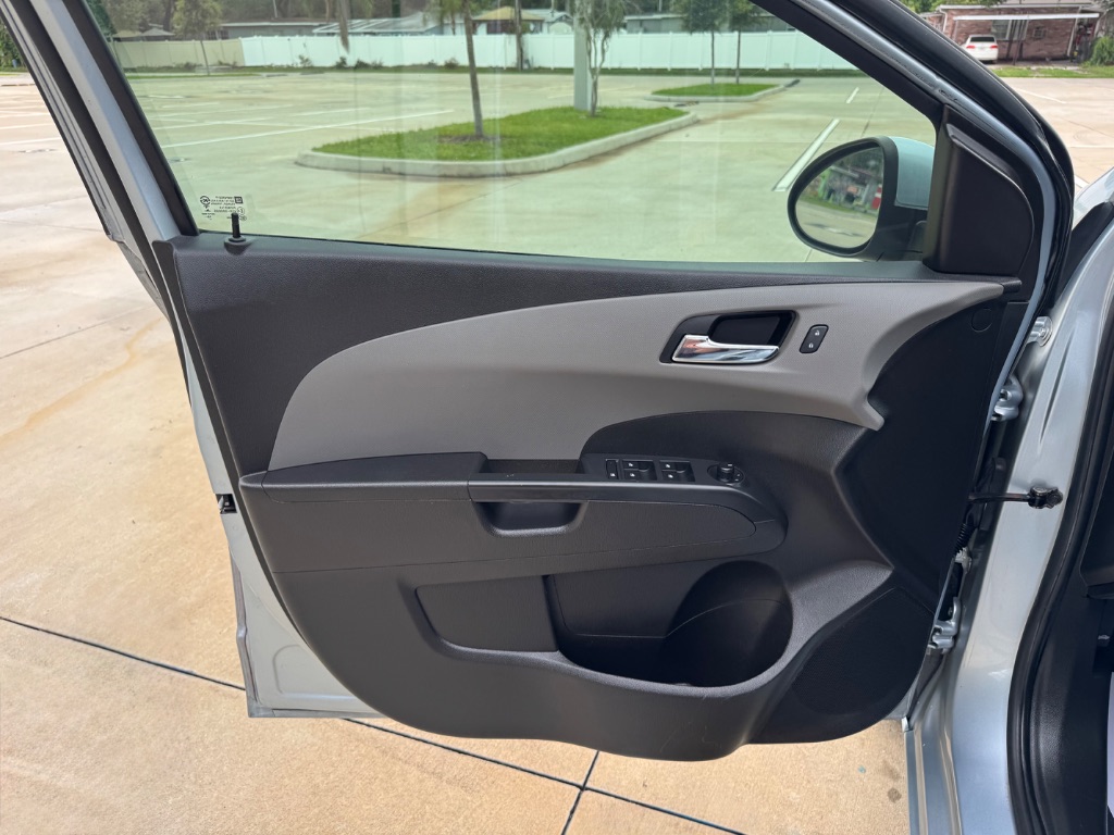 2017 Chevrolet Sonic - $6,695