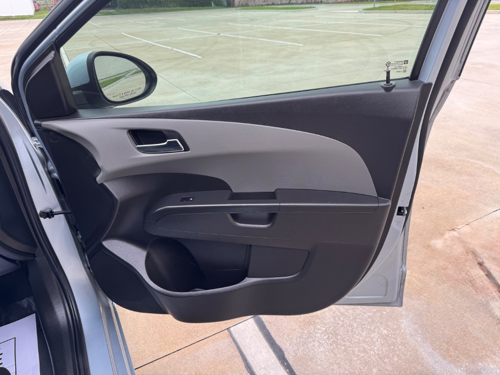 2017 Chevrolet Sonic - $6,695