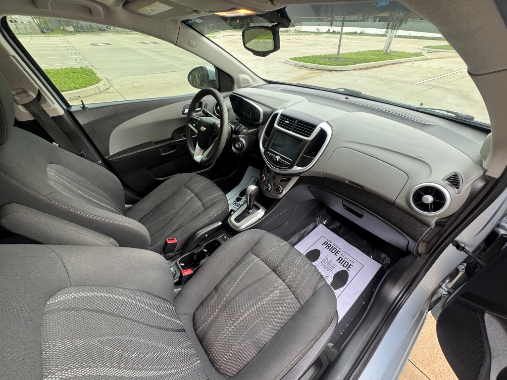 2017 Chevrolet Sonic - $6,695