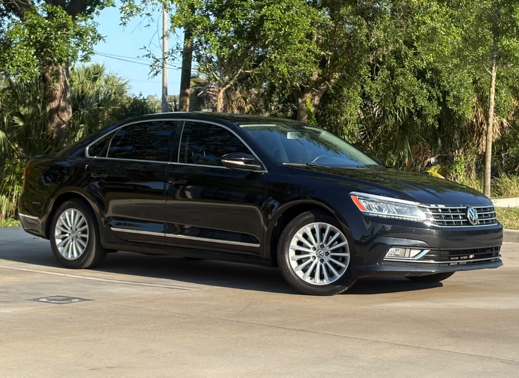 2017 Volkswagen Passat - $9,395