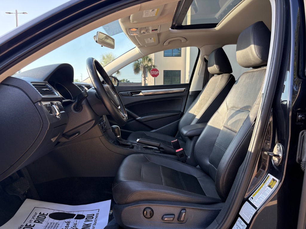 2017 Volkswagen Passat - $9,395