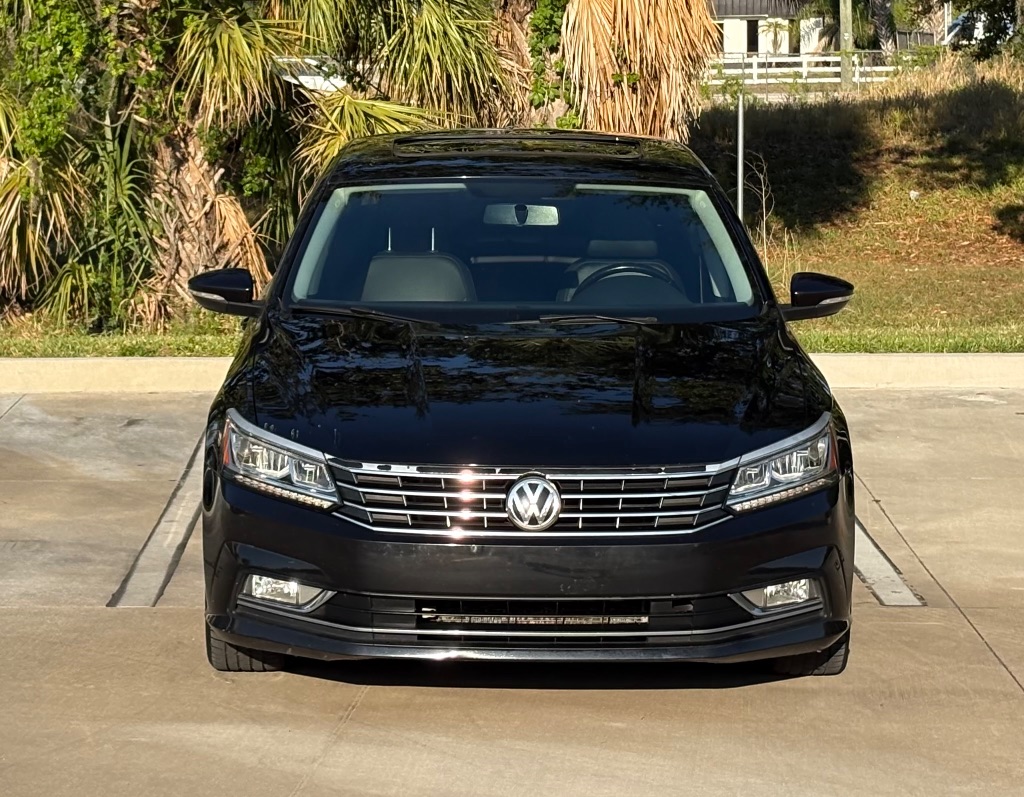 2017 Volkswagen Passat - $9,395