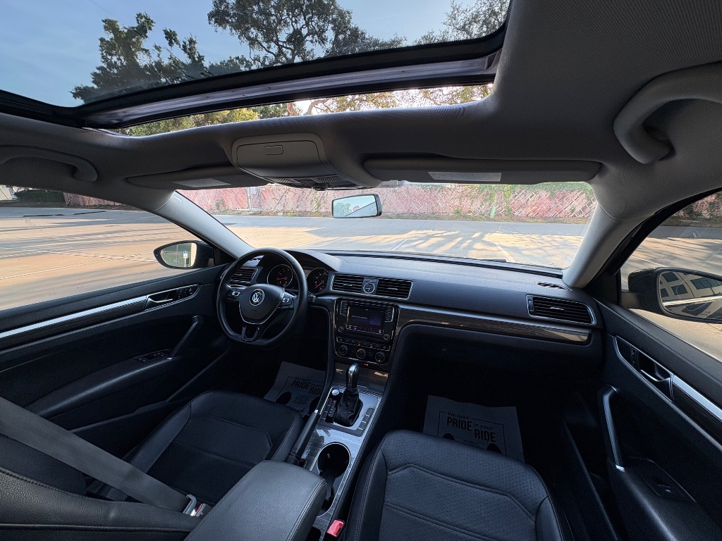 2017 Volkswagen Passat - $9,395