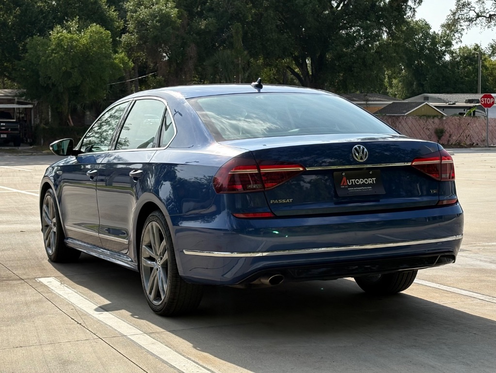 2017 Volkswagen Passat - $10,795
