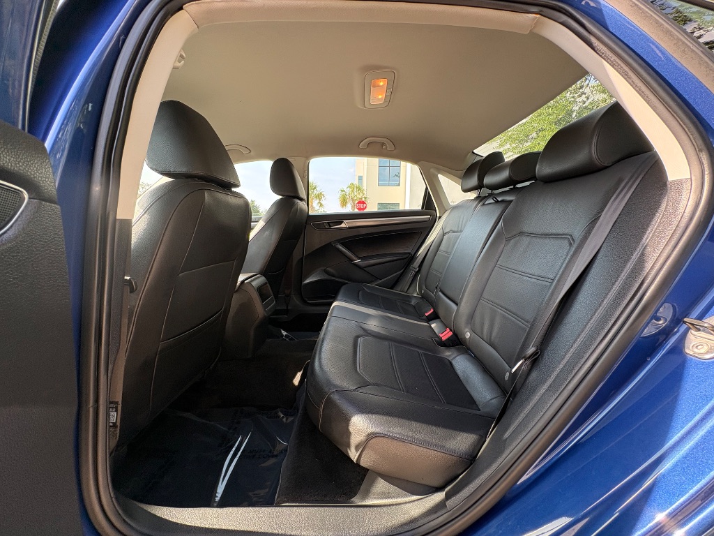 2017 Volkswagen Passat - $10,795