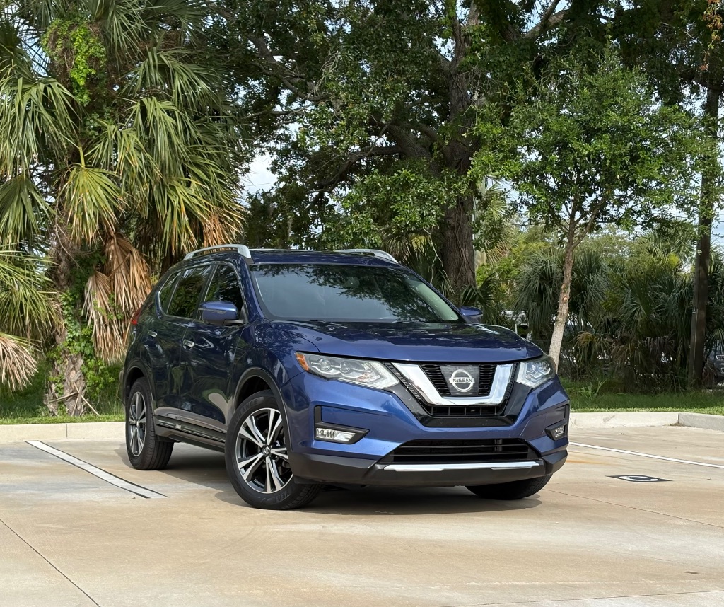 2017 Nissan Rogue - $11,895