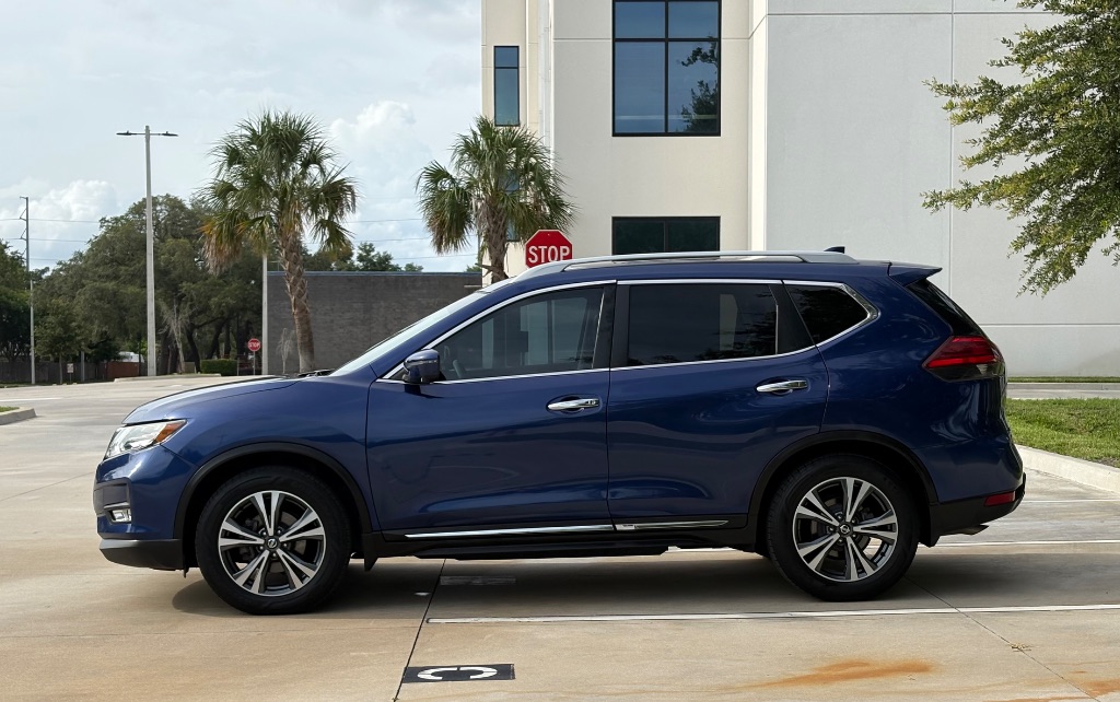 2017 Nissan Rogue - $11,895
