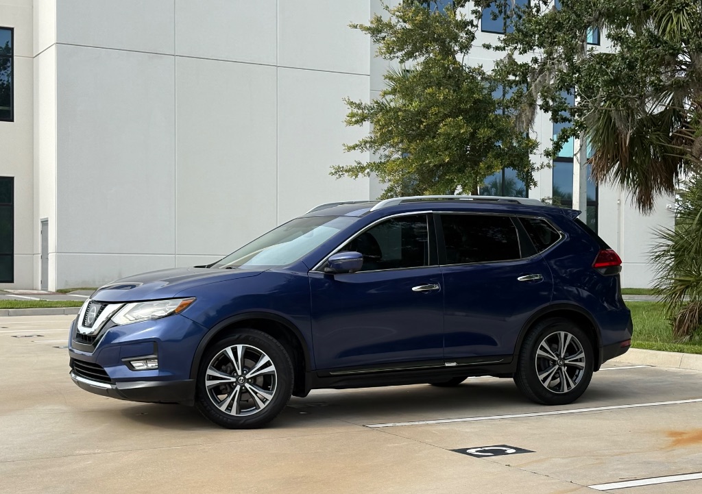 2017 Nissan Rogue - $11,895