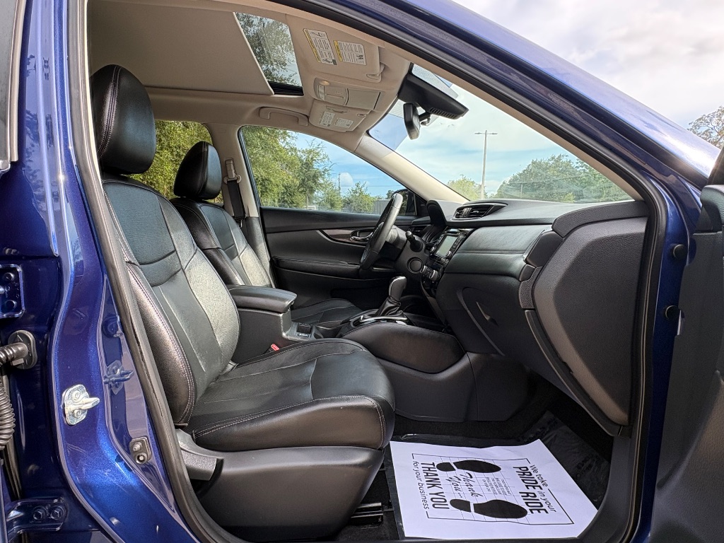 2017 Nissan Rogue - $11,895
