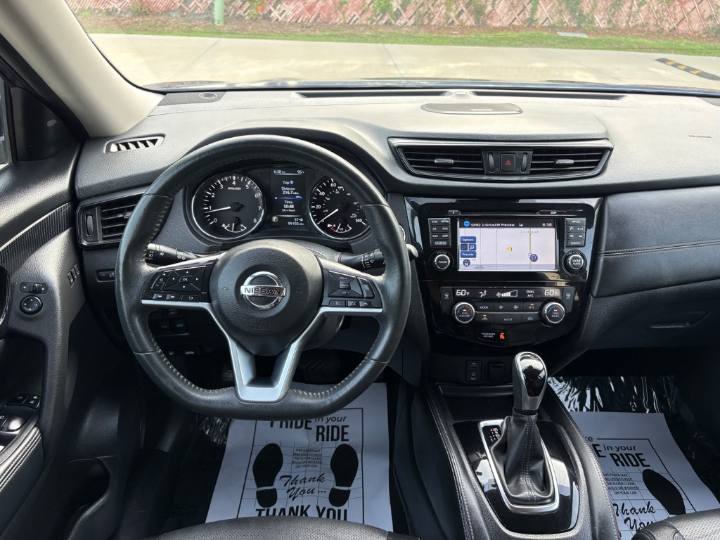 2017 Nissan Rogue - $11,895