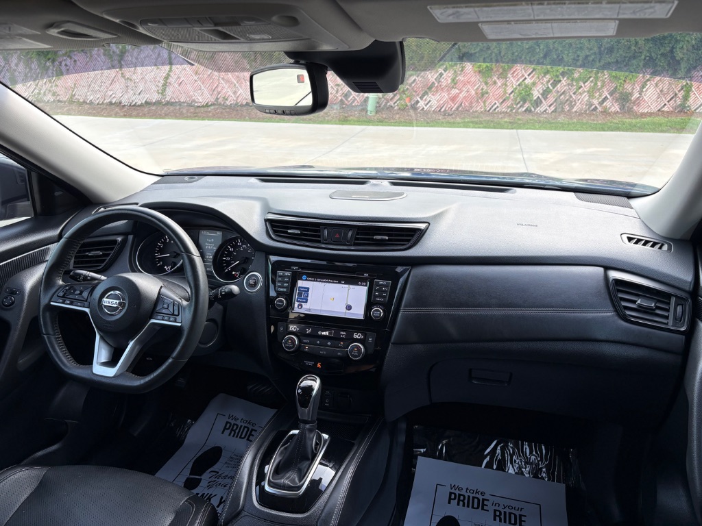 2017 Nissan Rogue - $11,895