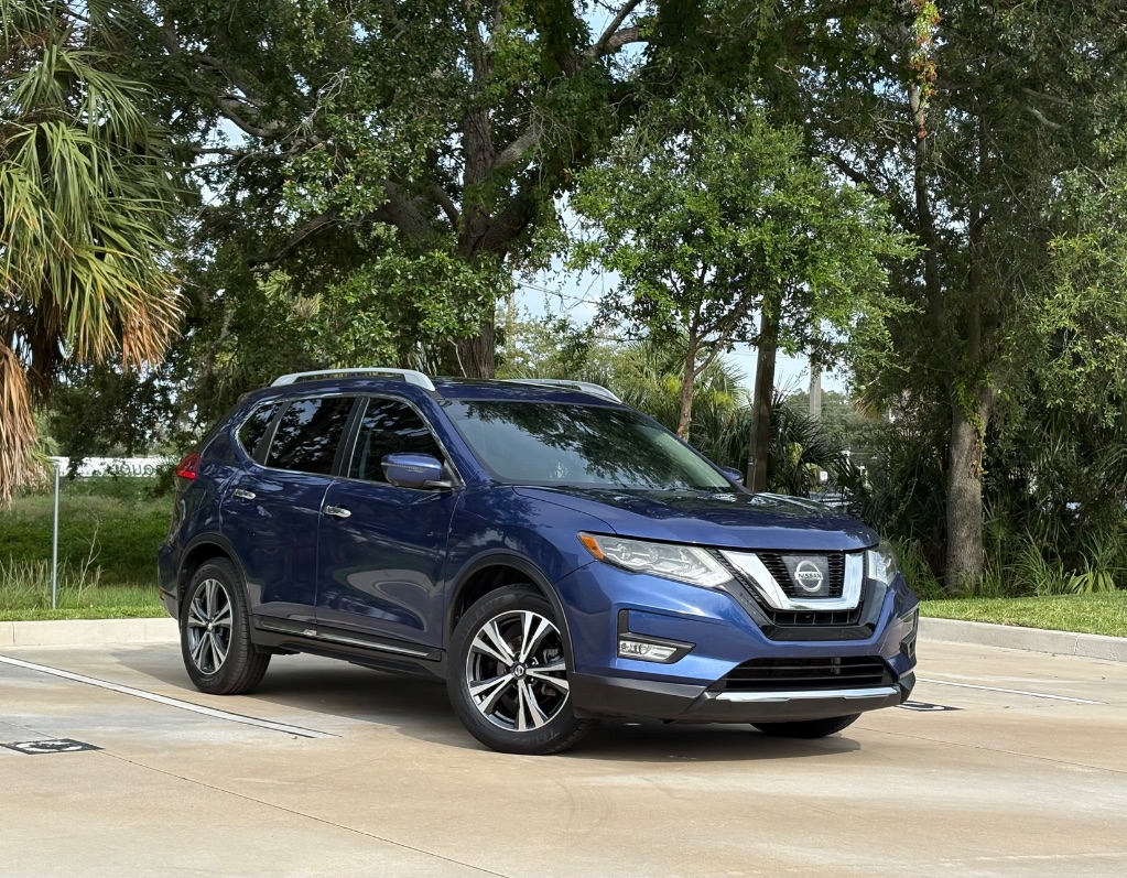 2017 Nissan Rogue - $11,895