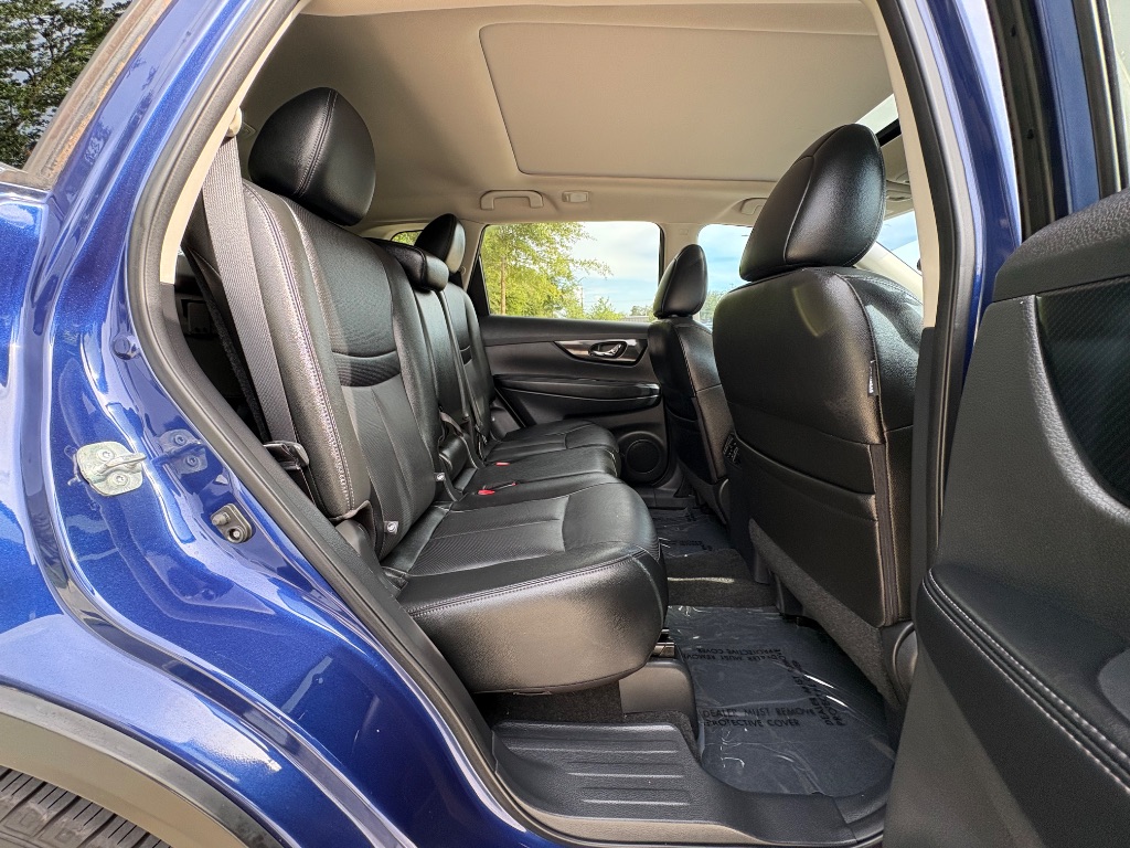 2017 Nissan Rogue - $11,895
