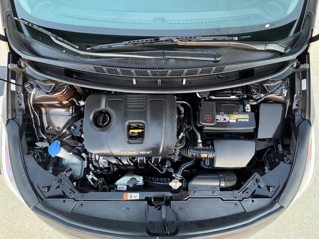 2017 Kia Forte LX photo