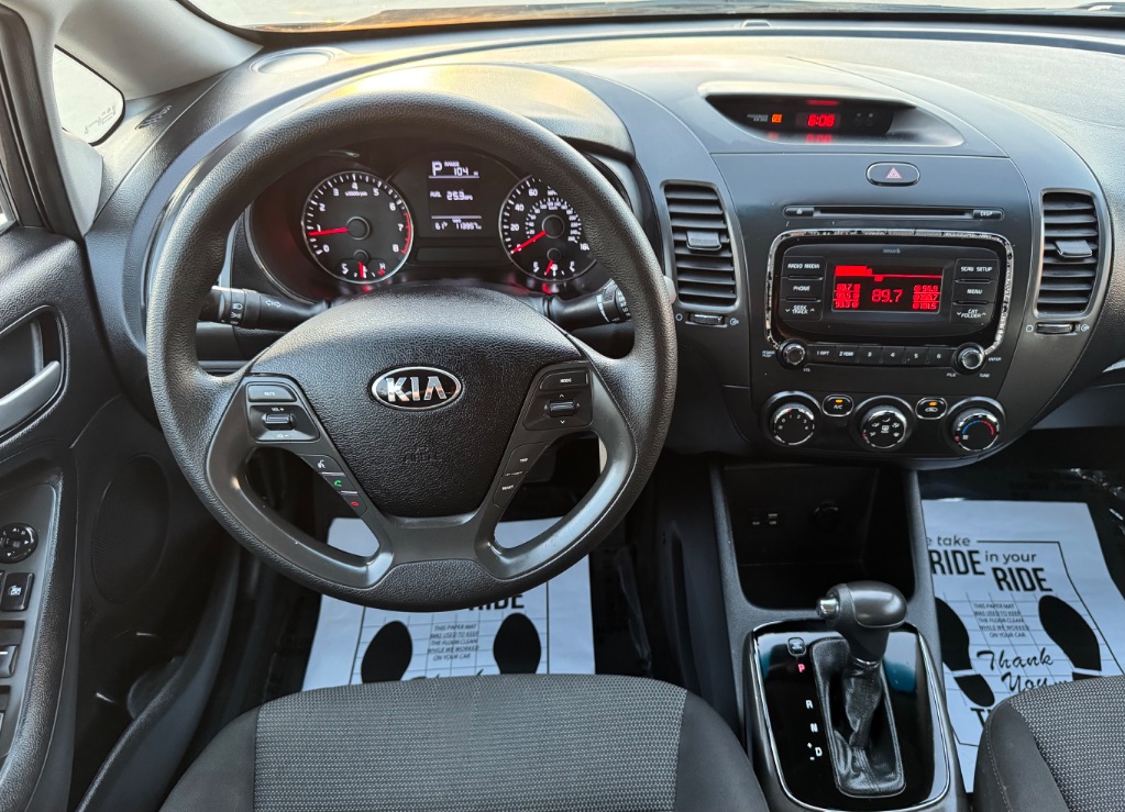 2017 Kia Forte LX photo