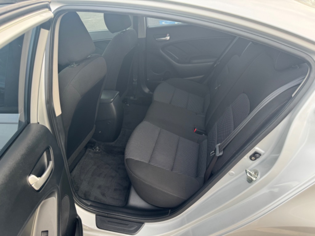 2017 Kia Forte - $7,995