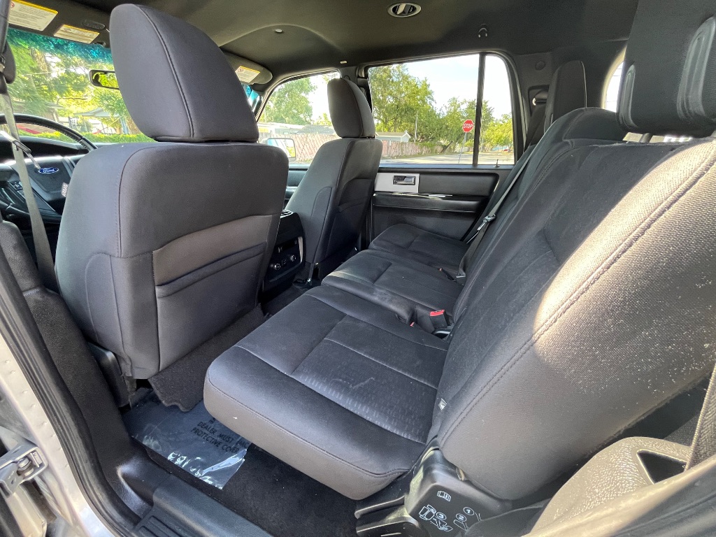 2017 Ford Expedition - $10,895