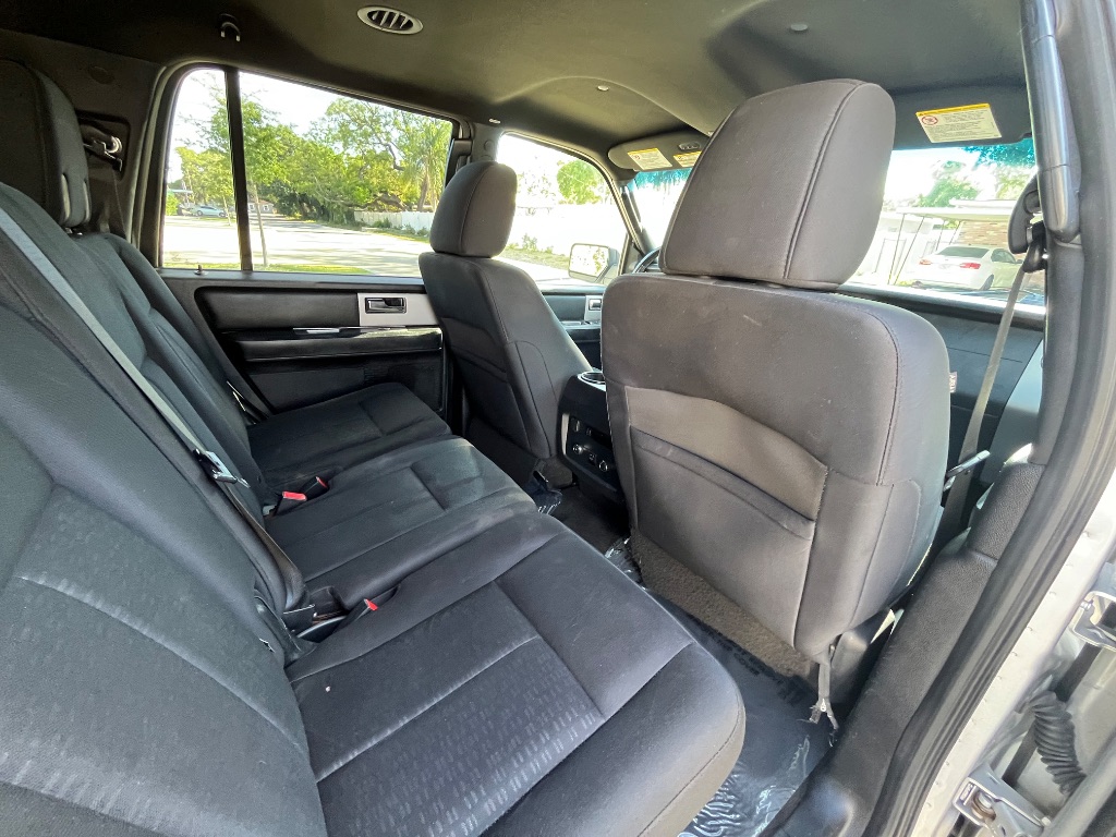 2017 Ford Expedition - $10,895