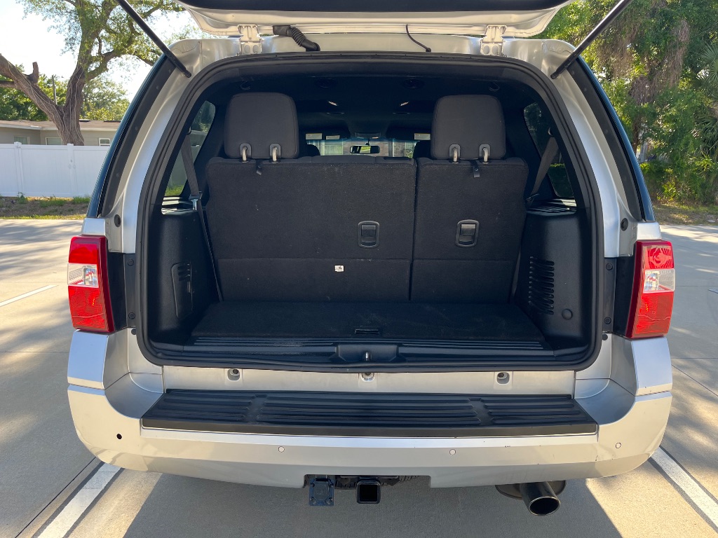 2017 Ford Expedition - $10,895
