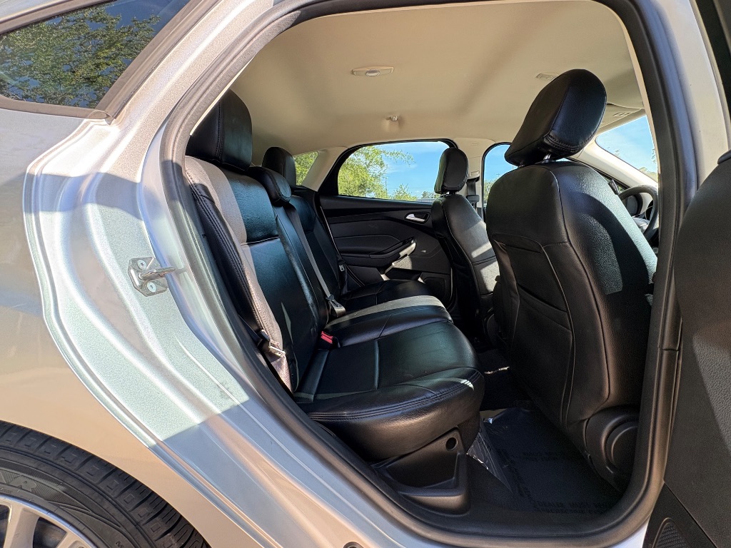 2017 Ford Focus - $7,995