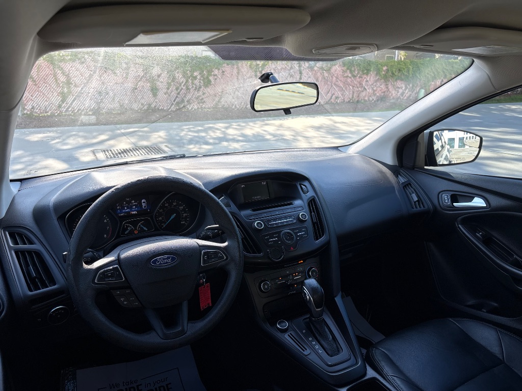 2017 Ford Focus - $7,995
